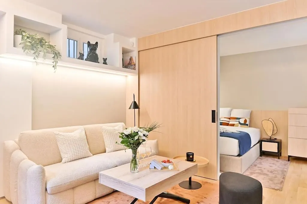 Chatelet-les Halles Apartment